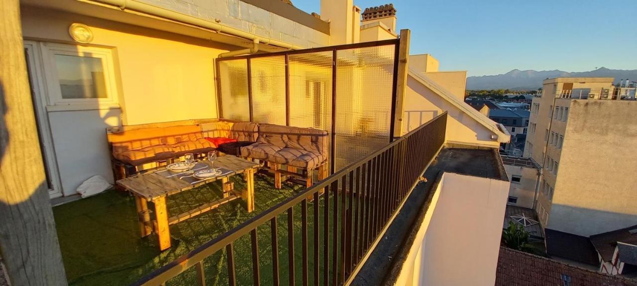 La Dolce Vita -T2 52M2- Dernier Etage- Terrasse-Parking-Wifi Fibre Apartamento Tarbes Exterior foto