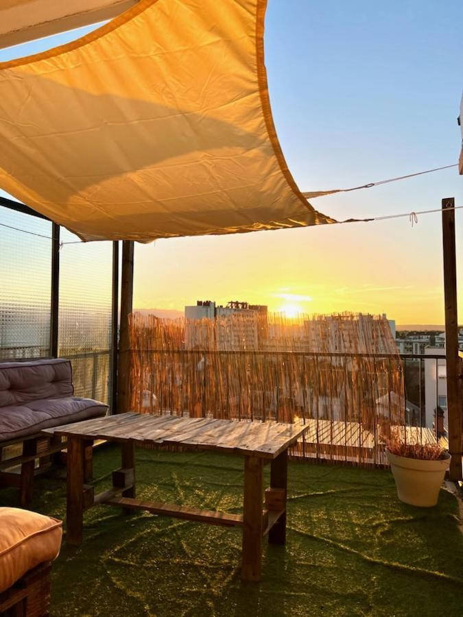 La Dolce Vita -T2 52M2- Dernier Etage- Terrasse-Parking-Wifi Fibre Apartamento Tarbes Exterior foto